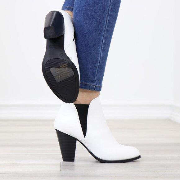 Chelsea Cone High Heel Ankle Boots White Synthetic Leather Pointed Toe - Picture 6 of 12